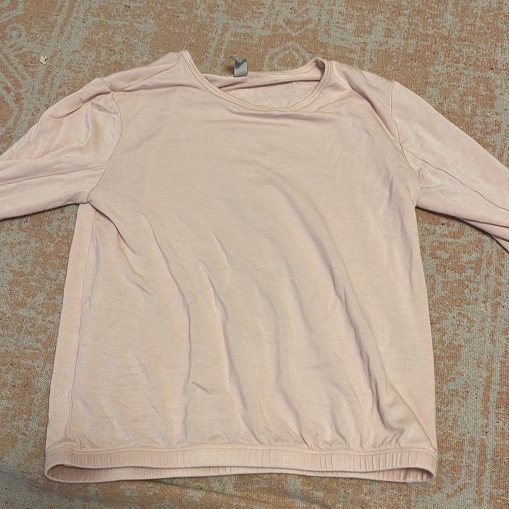 Super soft and comfy long sleeve.